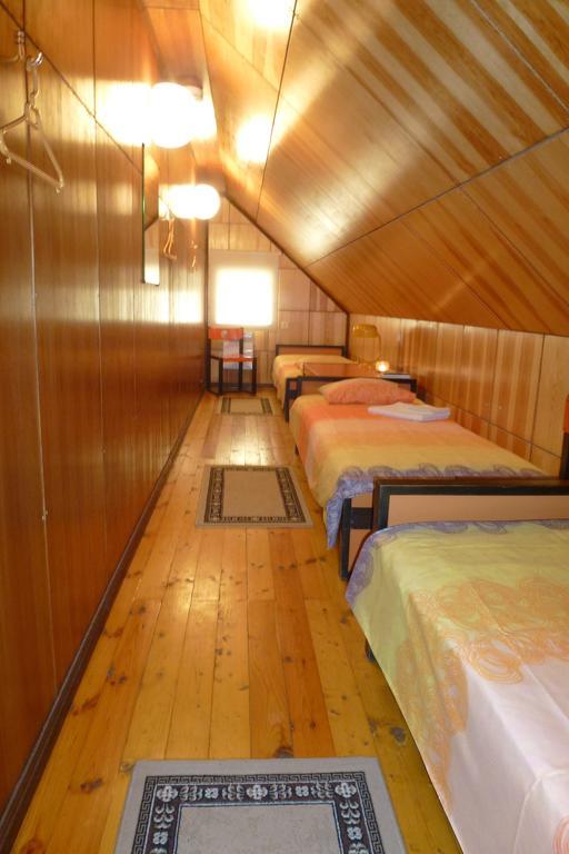 Kihelkonna Pastorate Guesthouse Room photo